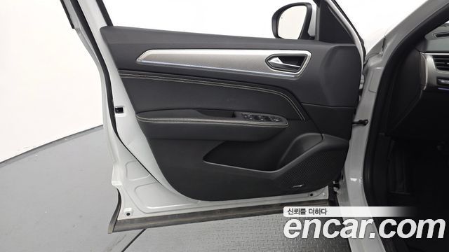 Renault Korea XM3 1.6 GTe Inspire 2024 — фото 24