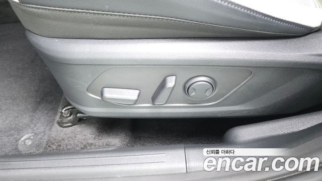 Kia Sportage (V) Gasoline 1.6 Turbo 4WD Signature X Line 2026 — фото 33