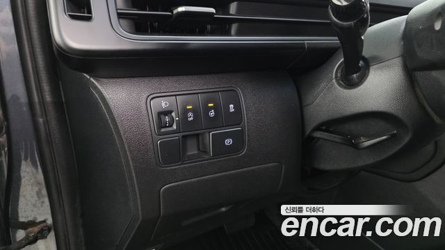 Hyundai Staria Cargo 3-Seater Modern 2022 — фото 17
