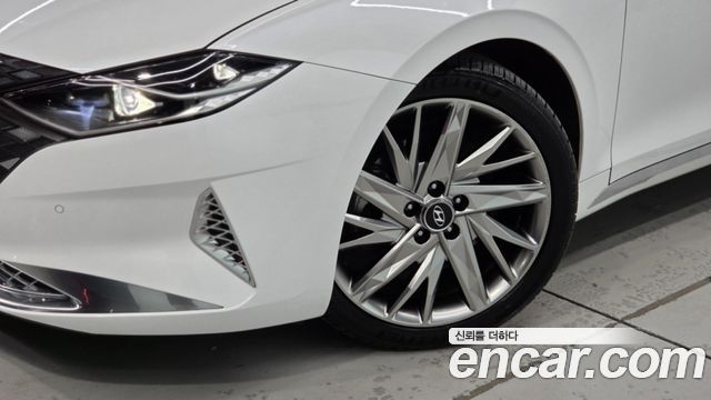 Hyundai Grandeur (IG) 2.5 Calligraphy 2020 — фото 3