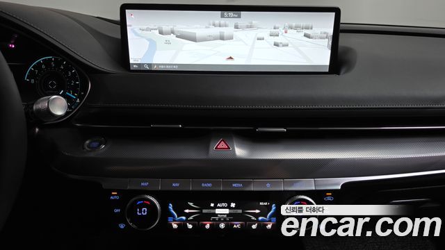 Genesis G80 (RG3) Gasoline 2.5 Turbo AWD 2024 — фото 12