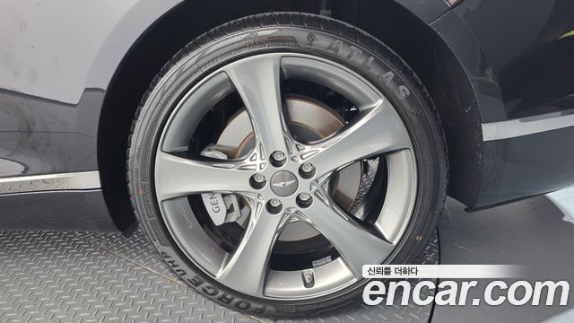 Genesis G80 (RG3) Gasoline 2.5 Turbo AWD 2024 — фото 21