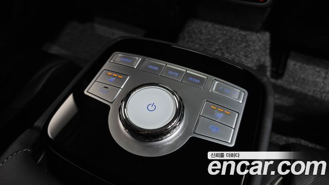 Genesis G80 (RG3) Gasoline 2.5 Turbo AWD 2024 — фото 32
