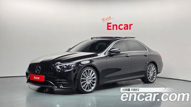 Mercedes-Benz E-Class (W213) E350 4MATIC AMG Line 2022 — фото 1