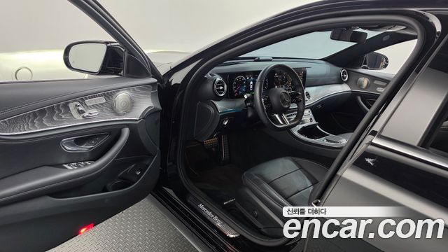 Mercedes-Benz E-Class (W213) E350 4MATIC AMG Line 2022 — фото 10