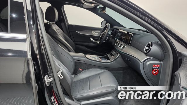 Mercedes-Benz E-Class (W213) E350 4MATIC AMG Line 2022 — фото 26