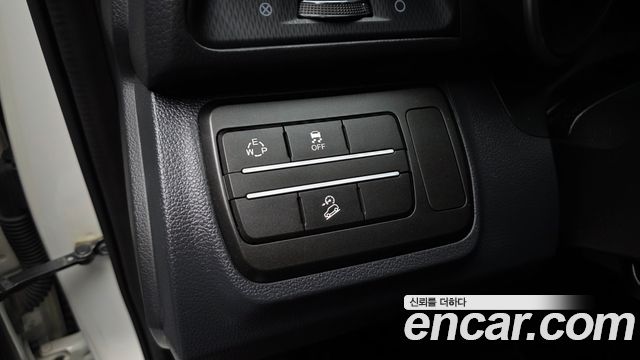 KG Mobility (SsangYong) Tivoli Air Diesel IX 2WD 2019 — фото 20