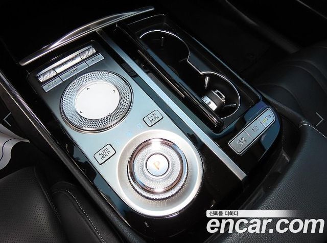 Genesis Electrified G80 (RG3) e-AWD 2022 — фото 10