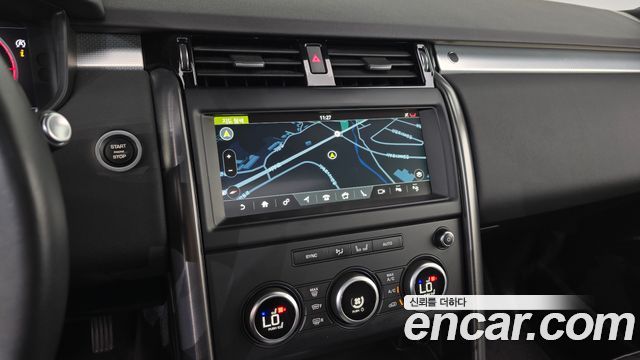 Land Rover Discovery 5 3.0 SD6 Landmark Edition 2020 — фото 12