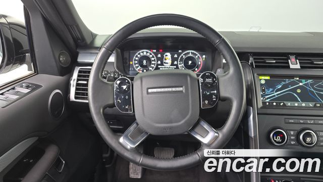 Land Rover Discovery 5 3.0 SD6 Landmark Edition 2020 — фото 13