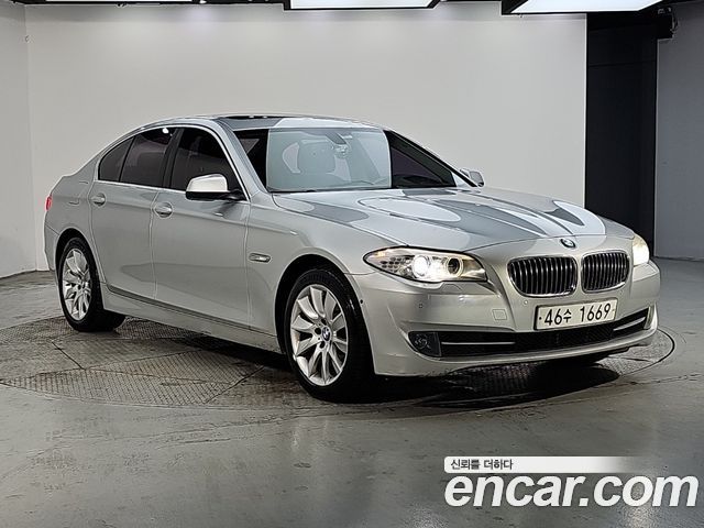 BMW 5 Series (F10) 528i 2013 — фото 2