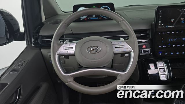 Hyundai Staria 4WD Lounge 9-Seater Inspiration 2023 — фото 14