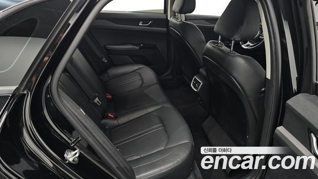Kia K5 (III) 2.0 LPI(Renter car) Strandard 2022 — фото 11