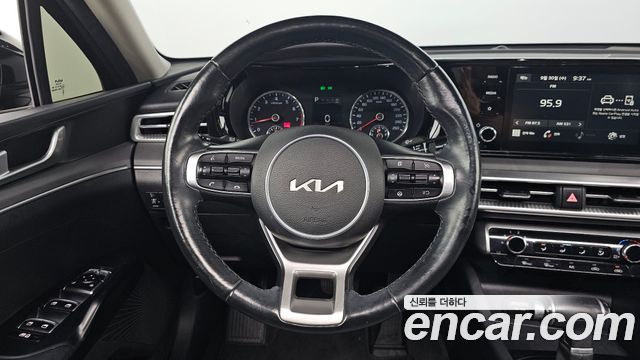 Kia K5 (III) 2.0 LPI(Renter car) Strandard 2022 — фото 13