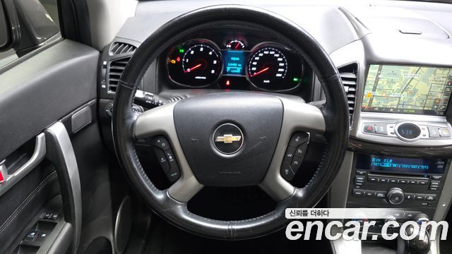 Chevrolet Captiva 4WD LTZ 2013 — фото 13