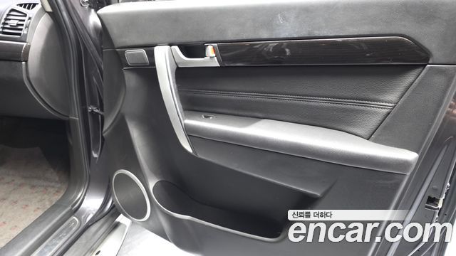 Chevrolet Captiva 4WD LTZ 2013 — фото 24