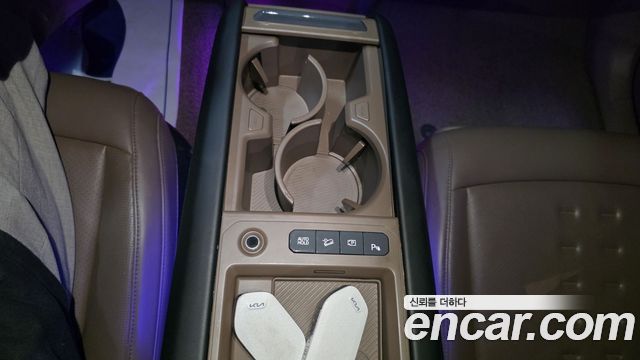 Kia EV9 Long Range 2WD Earth 2024 — фото 15