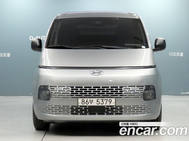 Hyundai Staria Cargo 3-Seater Smart 2022 — фото 2