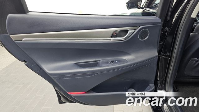 Hyundai Grandeur (IG) 2.5 Premium 2023 — фото 25