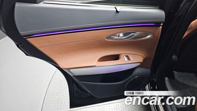 Genesis GV70 2.5T Gasoline AWD 2026 — фото 25