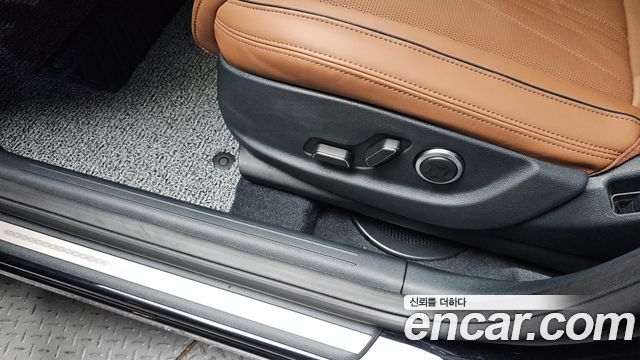 Genesis GV70 2.5T Gasoline AWD 2026 — фото 32