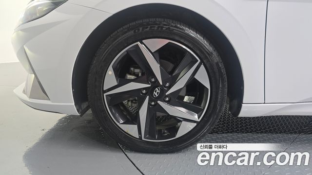 Hyundai Avante Hybrid (CN7) Inspiration 2023 — фото 5