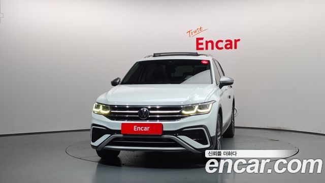 Volkswagen Tiguan Allspace 2.0 TSI Prestige 2022 — фото 3
