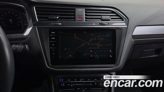 Volkswagen Tiguan Allspace 2.0 TSI Prestige 2022 — фото 13