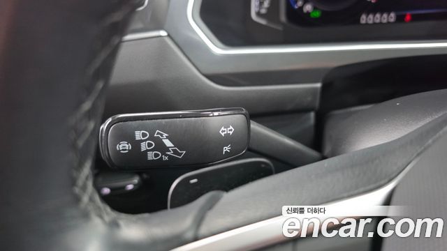 Volkswagen Tiguan Allspace 2.0 TSI Prestige 2022 — фото 29