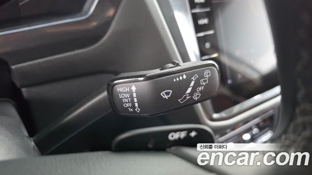 Volkswagen Tiguan Allspace 2.0 TSI Prestige 2022 — фото 30