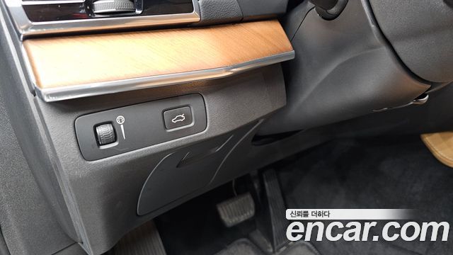 Volvo XC90 (II) D5 Inscription 2019 — фото 14