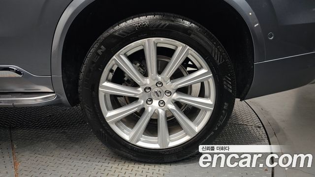 Volvo XC90 (II) D5 Inscription 2019 — фото 21