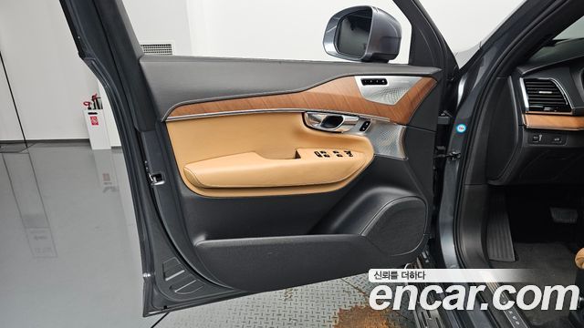 Volvo XC90 (II) D5 Inscription 2019 — фото 24
