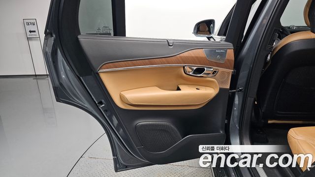 Volvo XC90 (II) D5 Inscription 2019 — фото 25
