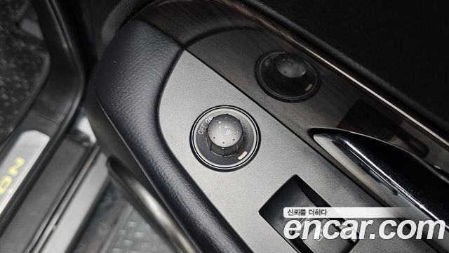 KG Mobility (SsangYong) Super Rexton 2WD RX4 High Deluxe 2012 — фото 17