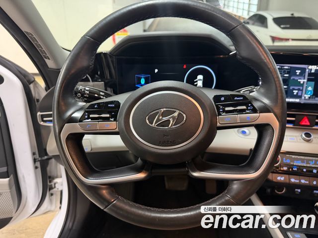 Hyundai Avante (CN7) 1.6 Inspiration 2021 — фото 10