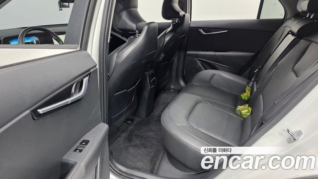 Kia Niro EV Earth 2024 — фото 12