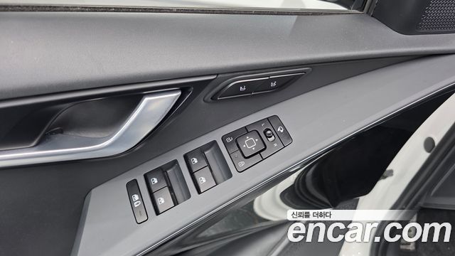 Kia Niro EV Earth 2024 — фото 17