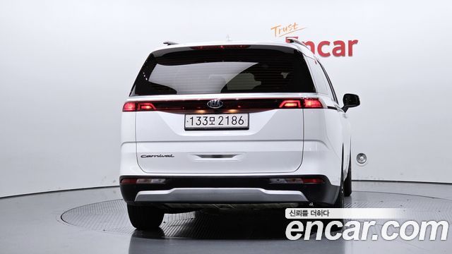 Kia Carnival (IV) Diesel 9-Seater Prestige 2021 — фото 4