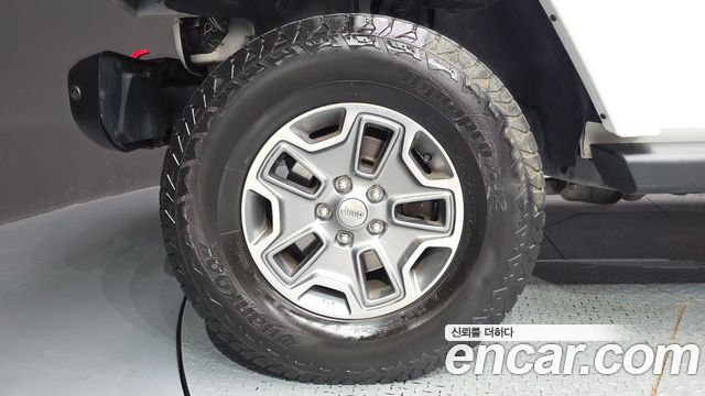 Jeep Wrangler (JK) 2.8 Diesel Sahara 4Door 2012 — фото 5