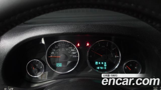 Jeep Wrangler (JK) 2.8 Diesel Sahara 4Door 2012 — фото 8