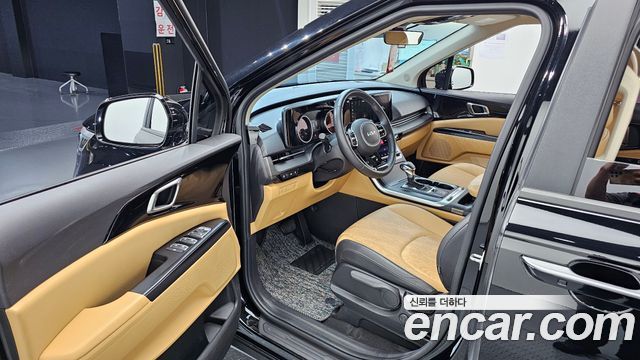 Kia Carnival (IV) Diesel 9-Seater Prestige 2023 — фото 10