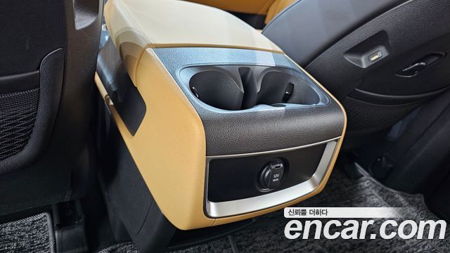 Kia Carnival (IV) Diesel 9-Seater Prestige 2023 — фото 18
