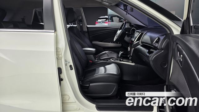 KG Mobility (SsangYong) Tivoli LX 2WD 2016 — фото 11