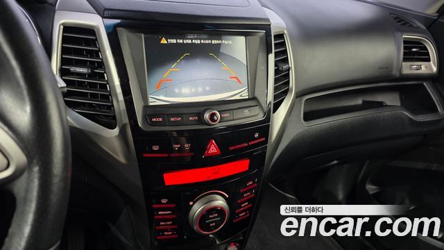 KG Mobility (SsangYong) Tivoli LX 2WD 2016 — фото 15