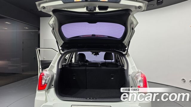 KG Mobility (SsangYong) Tivoli LX 2WD 2016 — фото 20