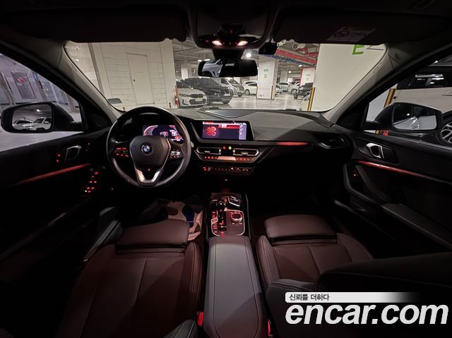 BMW 1 Series (F40) 120i Sports 2024 — фото 7