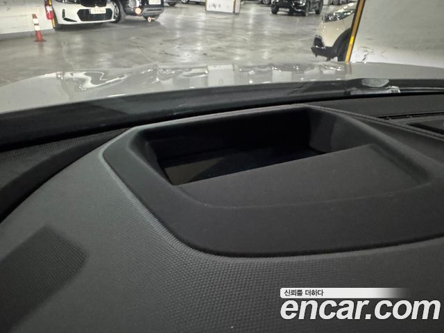 BMW 1 Series (F40) 120i Sports 2024 — фото 17