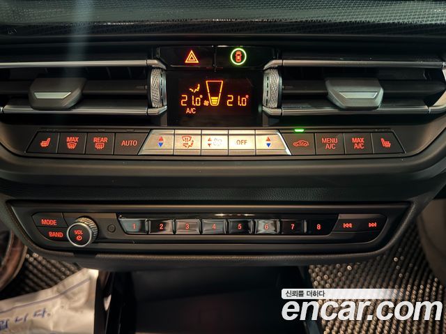 BMW 1 Series (F40) 120i Sports 2024 — фото 18