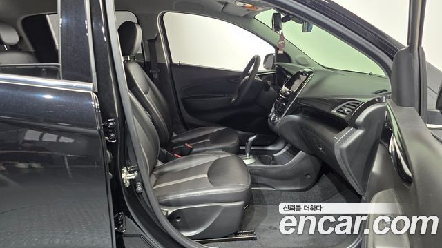 Chevrolet Spark Premier 2021 — фото 26
